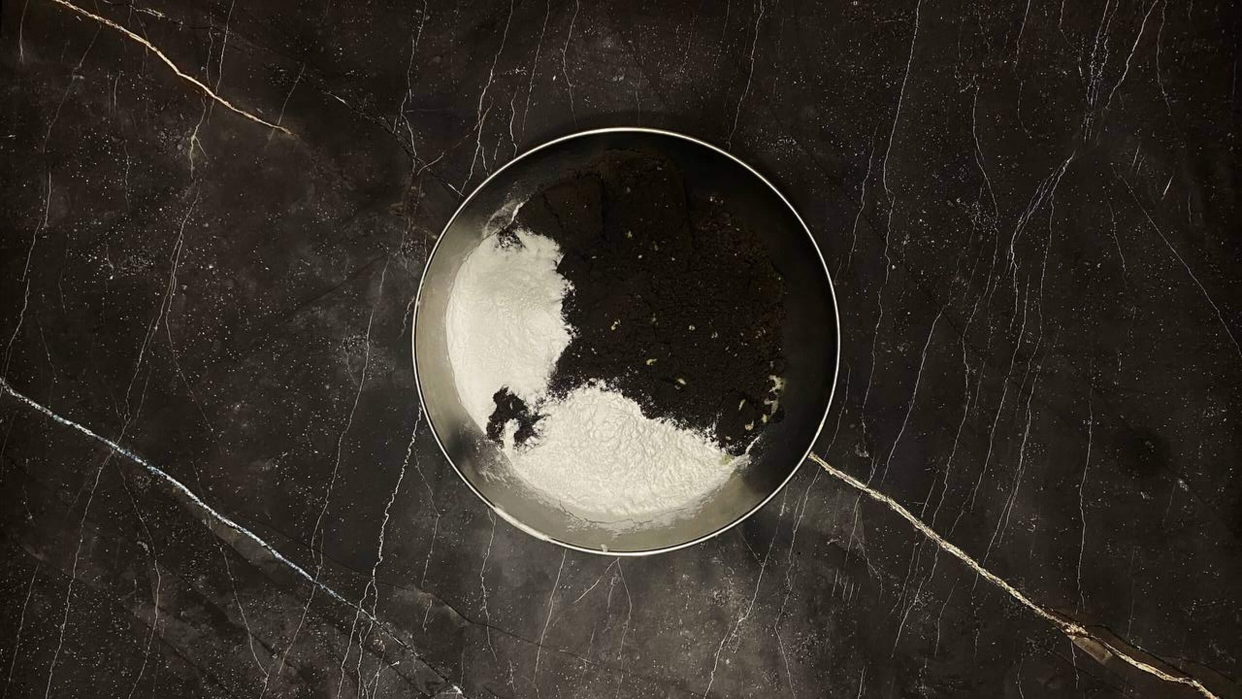 Шаг 6: Соберите ингредиенты для коржей