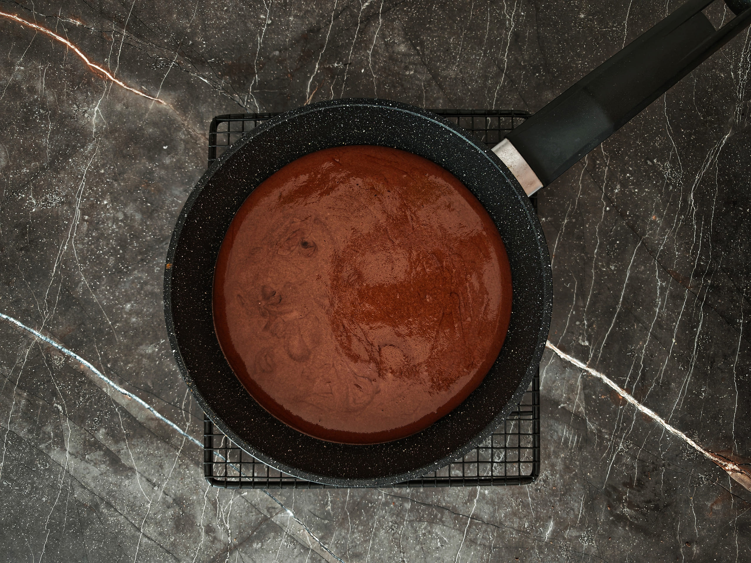 Шаг 4: Приготовьте первый корж