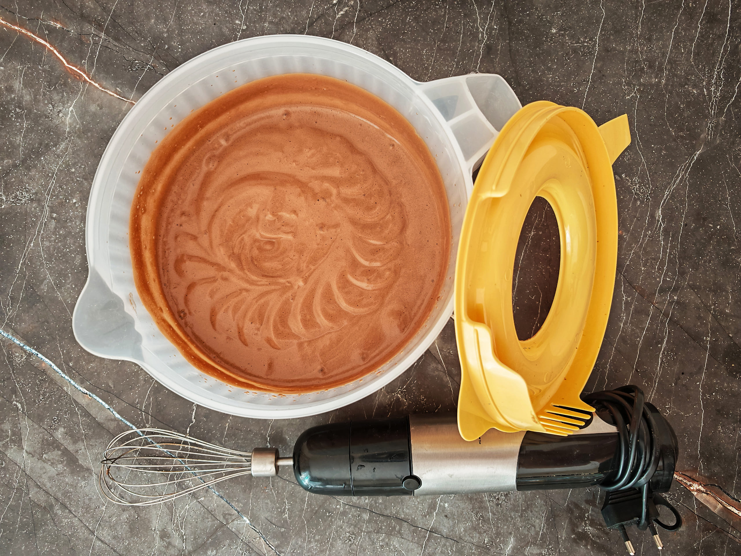 Шаг 9: Взбейте смесь