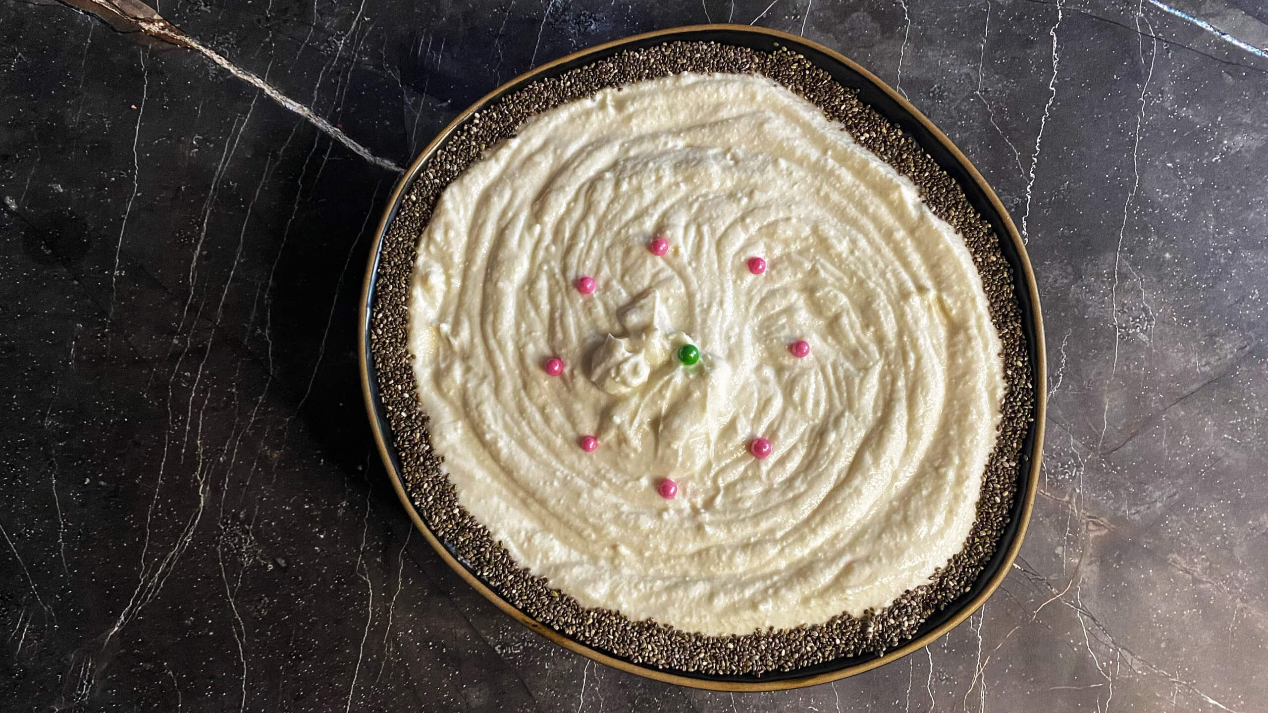 Шаг 7: Декорируйте посыпкой